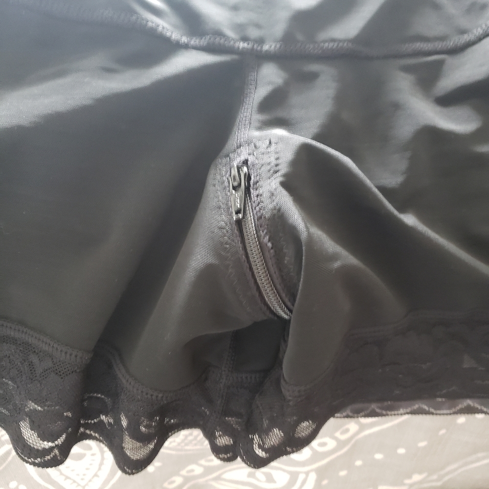 Body Shaper - Picture 4 of 6